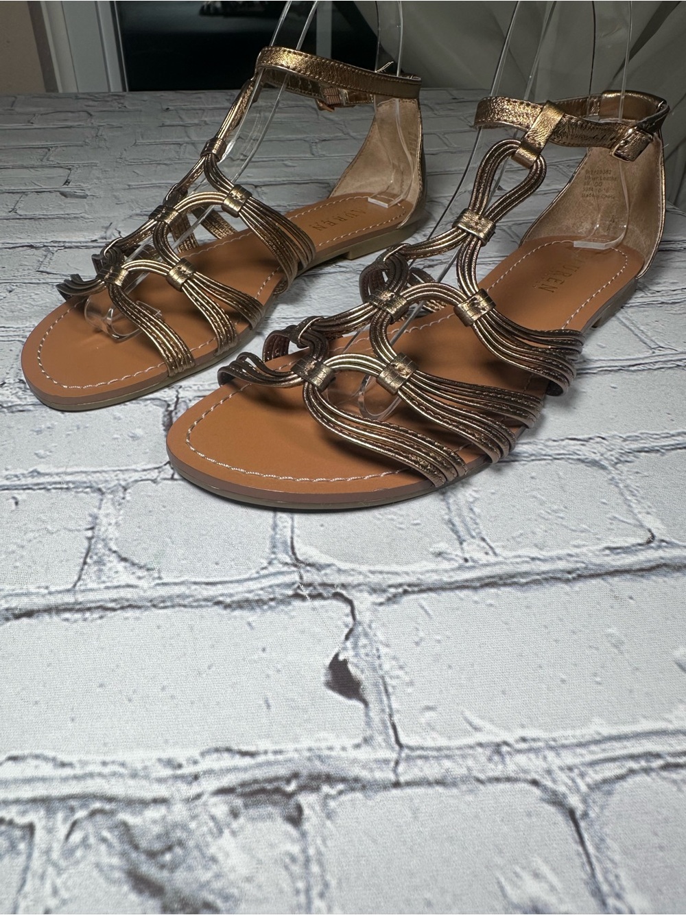Lauren Ralph Lauren Metallic Bronze Strappy T‑Bar Leather Sandals women’s 8 B